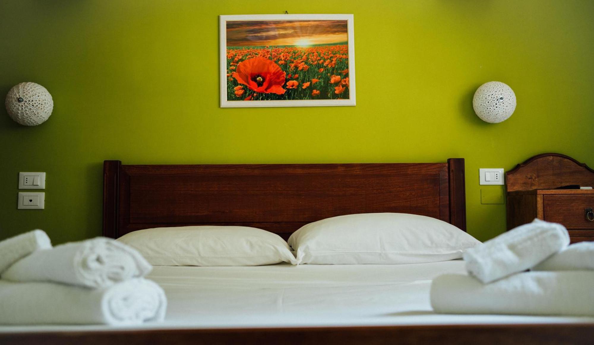 Casa Mita Bed & Breakfast Pulsano Dış mekan fotoğraf